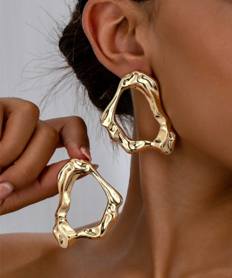 SHEIN - Boucles d’oreilles géométriques asymétriques – Clous ajourés - Doré