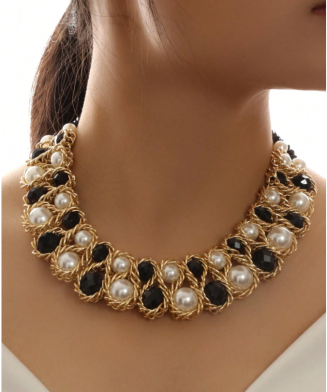 SHEIN - Collier double rang perles & cristaux – Noir & Blanc