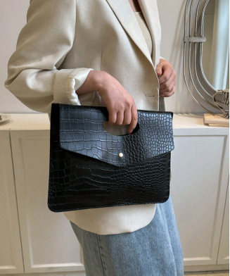 SHEIN - Pochette effet croco en simili cuir – Noir