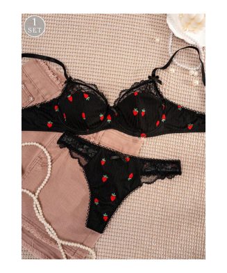 SHEIN - Ensemble lingerie soutien-gorge et culotte en dentelle