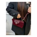 SHEIN – Sac à épaule en nylon uni multifonction – style Boston 3