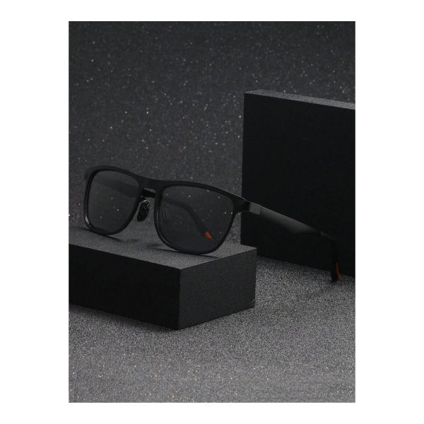 SHEIN – Lunettes de soleil Wayfarer polarisées – double usage jour et nuit 4 SHEIN – Lunettes de soleil Wayfarer polarisées – double usage jour et nuit 4
