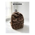 SHEIN - Sac à dos en peluche à motif léopard – grande capacité 1